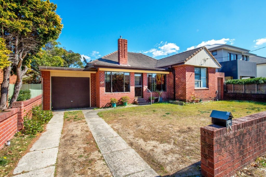 130 Moverly Rd, Sth Coogee