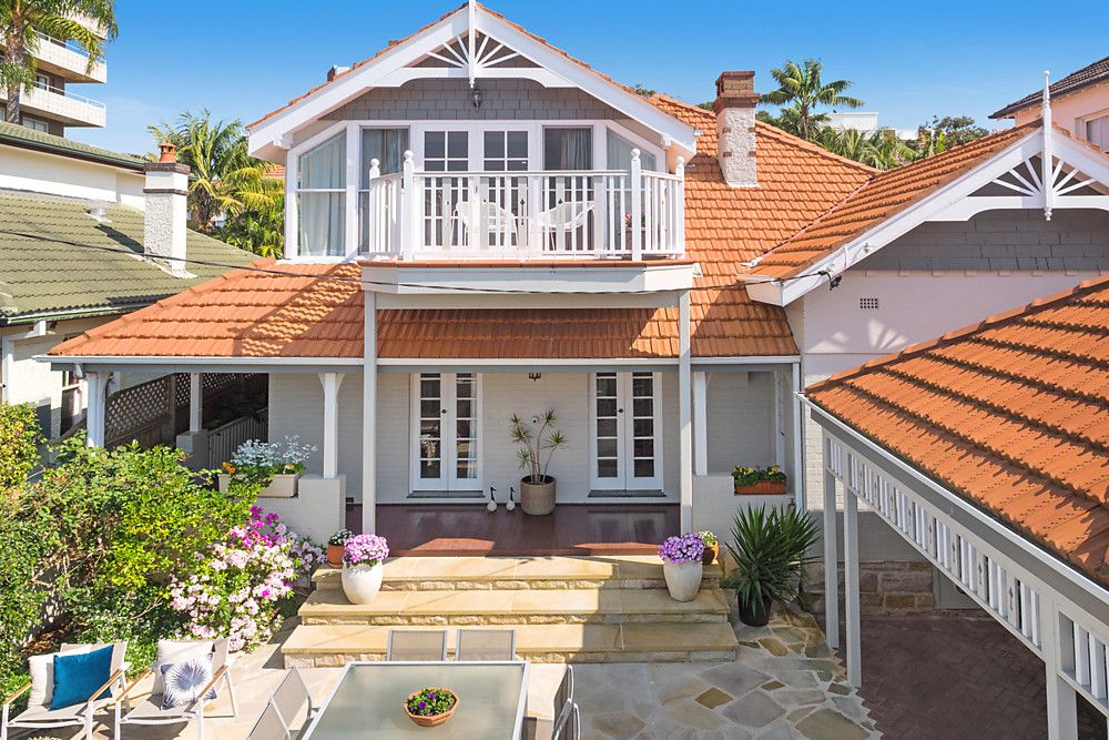 2 Lawson Place, Manly